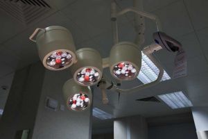 pinderfields mortuary light close sm.jpg